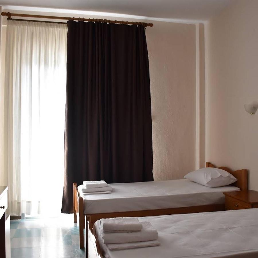 Parissas Hotel Tsotilion Luaran gambar